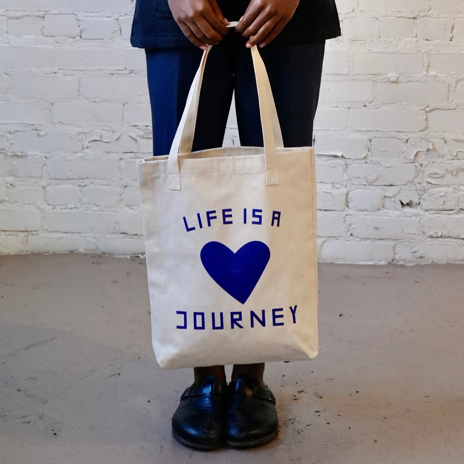 O.N.W. LIFE IS A JOURNEY TOTE BAG - NATURAL